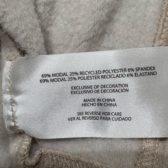 Orvis Women's oversized V-Neck Sweatshirt  in Tan size Small - Picture 6 of 7